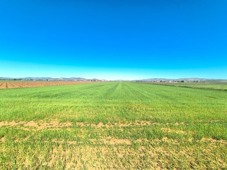 Land in Yecla, Murcia for sale - Aerial - Image 1 of 3