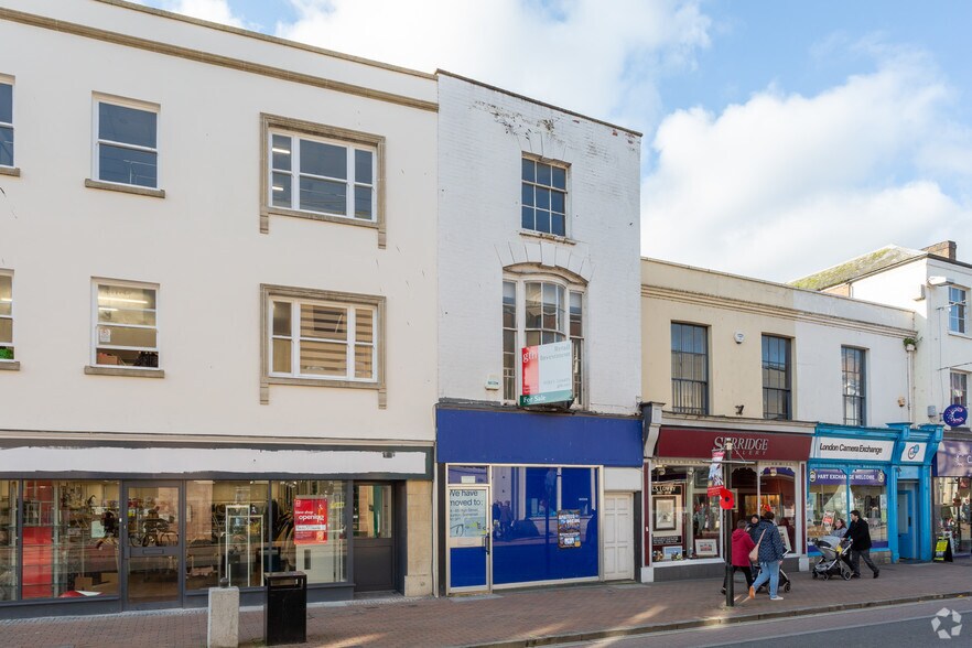 5 North St, Taunton TA1 1LH UK