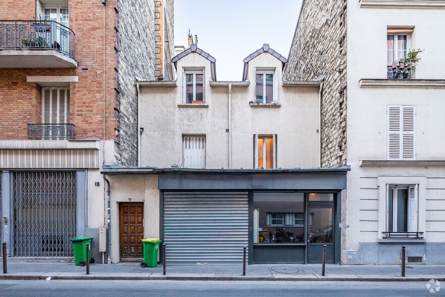 Retail in Paris for sale - Primary Photo - Image 1 of 5