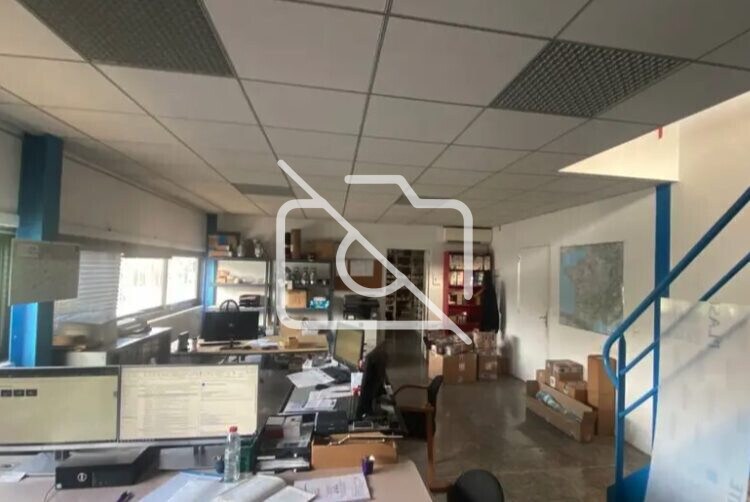 Industrial in Évry-Courcouronnes to rent - Interior Photo - Image 3 of 3