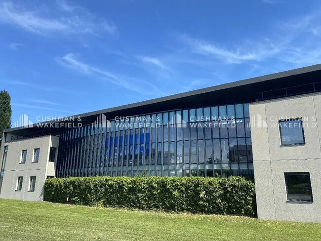 Vente Bureaux 2 070 m²