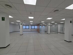 Office in Madrid, Madrid to rent Interior Photo- Image 2 of 7
