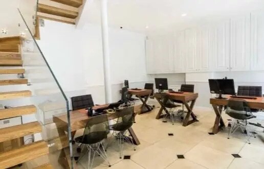 Location Commerce 45 m² - Photo 1