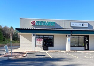 5875 E Riverside Blvd, Rockford, IL to rent Building Photo- Image 1 of 7