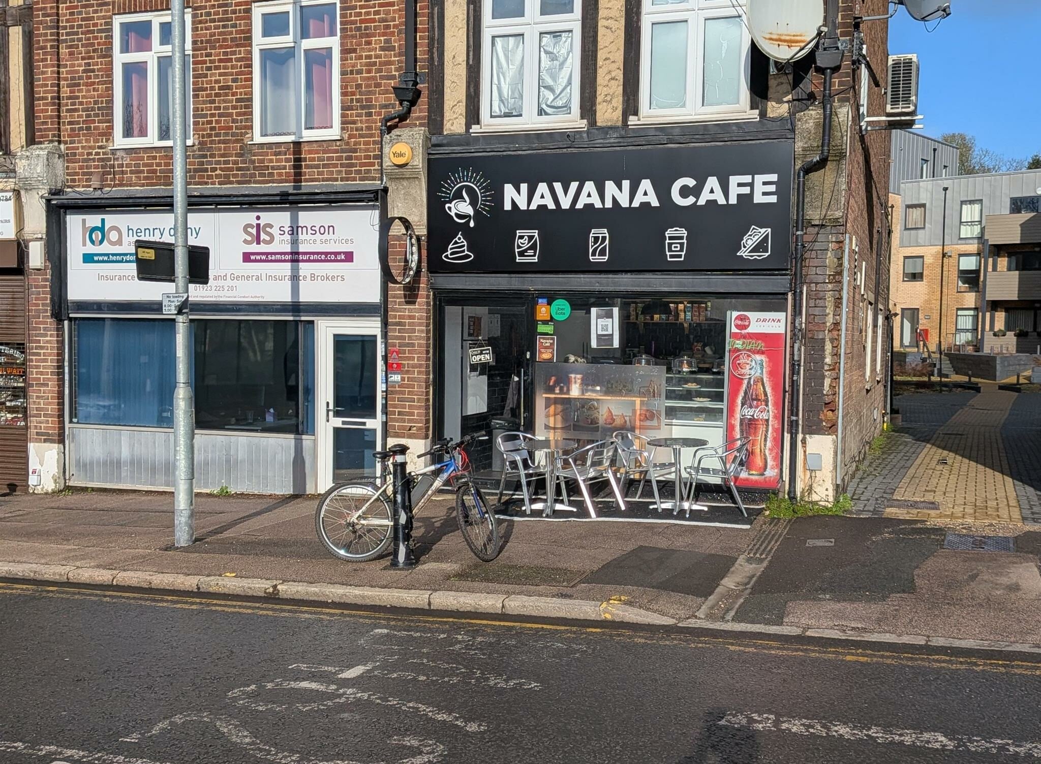 9 Ye Corner, Watford to rent Building Photo- Image 1 of 6