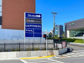 80-110 Nardozzi Pl, New Rochelle, NY to rent Building Photo- Image 2 of 12