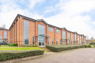 4-7 Rugby Rd, Lutterworth for rent Building Photo- Image 1 of 3