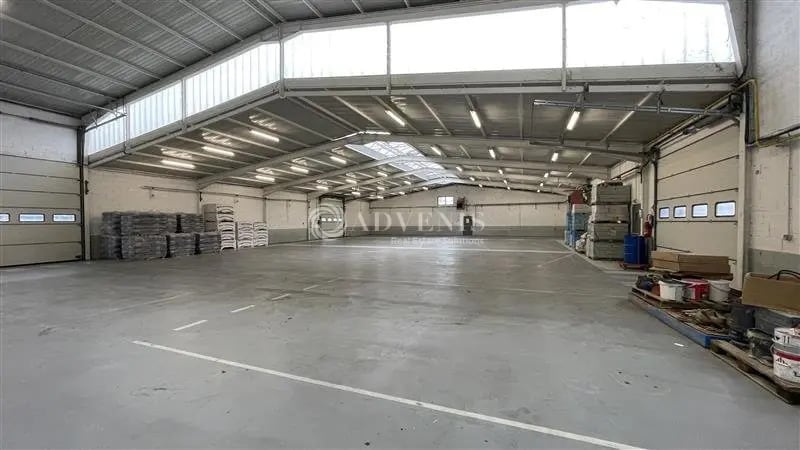 Light Industrial in Lagny-sur-Marne to rent Building Photo- Image 1 of 8