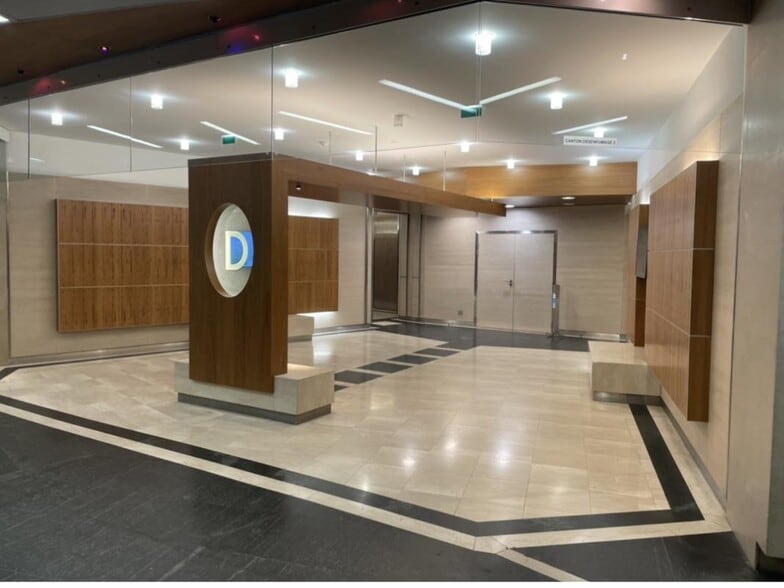 Office in Saint-Cloud for sale - Lobby - Image 3 of 5