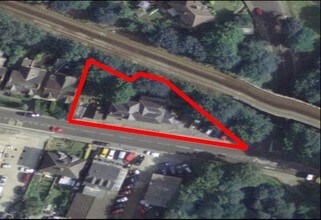 219 Portsmouth Rd, Southampton, HAM - Aerial  map view