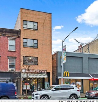 More details for 739 Grand St, Brooklyn, NY - Retail for Rent