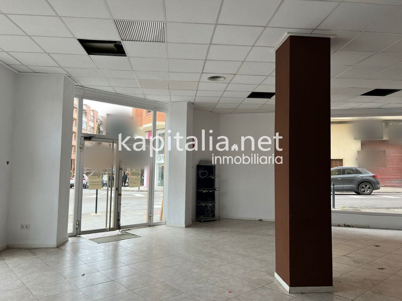 Retail in Ontinyent, Valencia to rent Primary Photo- Image 1 of 8