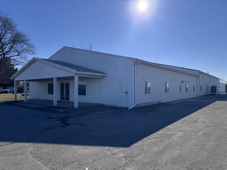 19828 US Highway 6, New Paris, IN for rent - Building Photo - Image 1 of 9