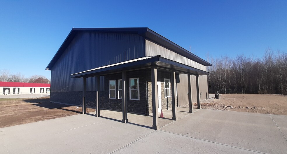 4970 Commerce Park Dr, Ludington, MI for rent - Building Photo - Image 1 of 9