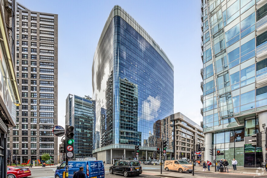 2 Leman St, London to rent - Building Photo - Image 1 of 5
