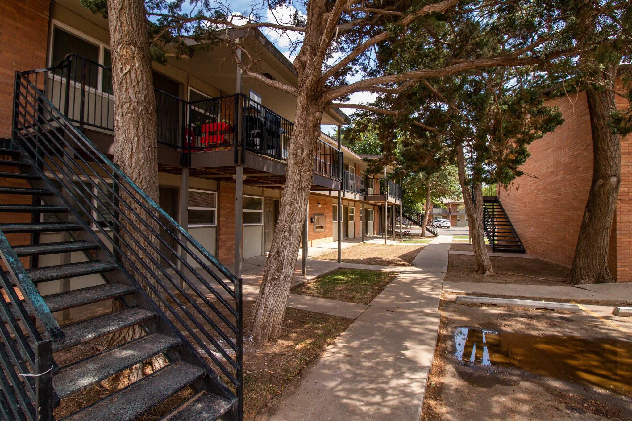 2806 SW 28th Ave, Amarillo 79109 Fircrest Apartments