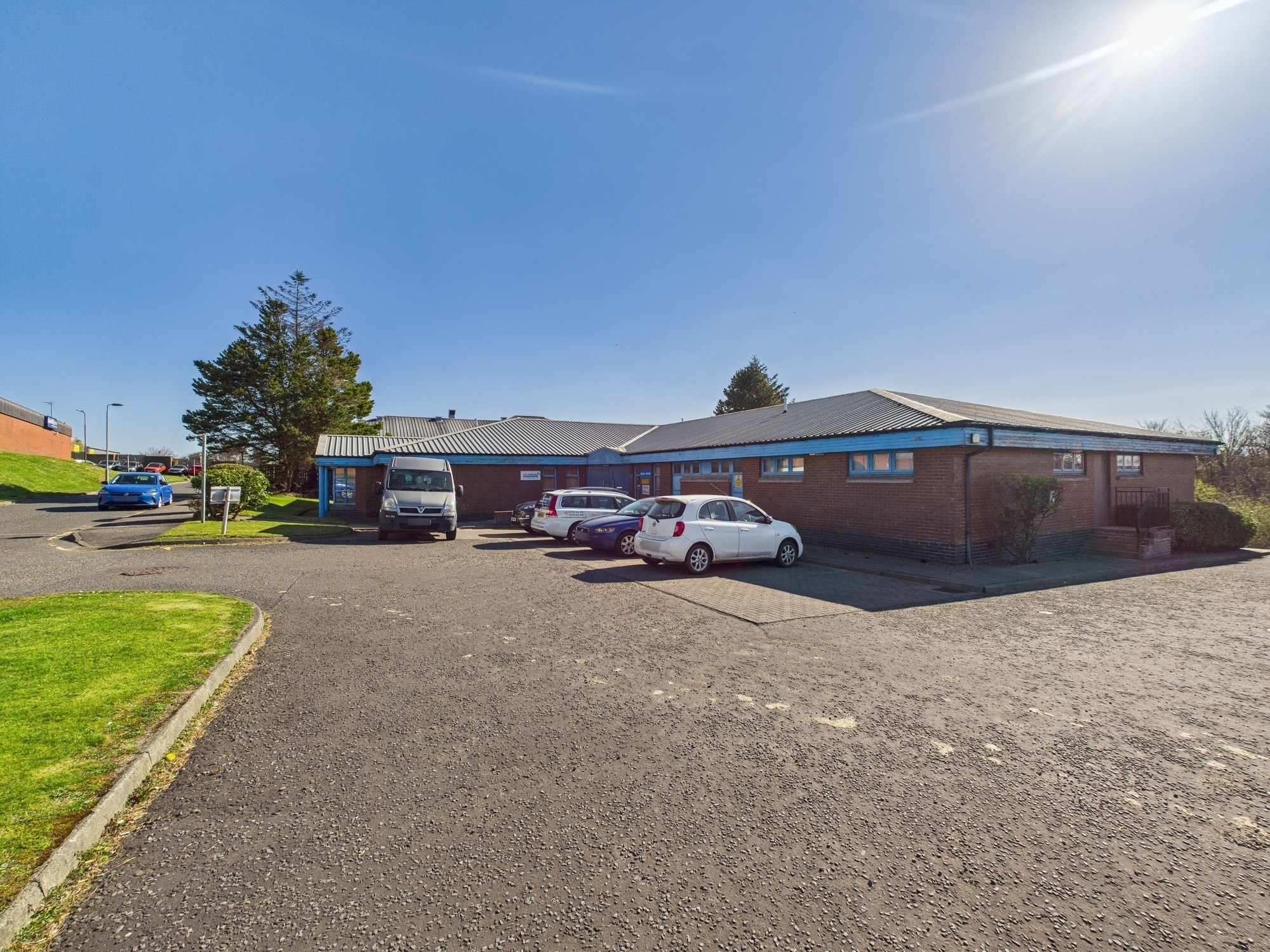 Carmondean Centre S, Livingston to rent Building Photo- Image 1 of 10