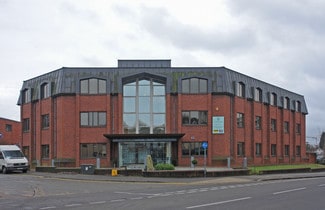 More details for Brighton Rd, Redhill - Office for Rent