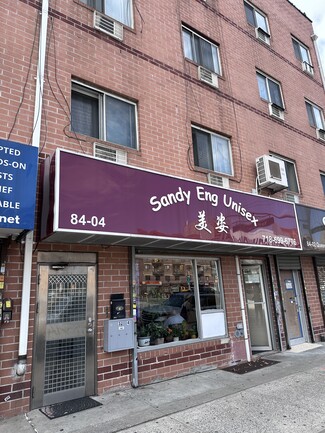 More details for 8404 Queens Blvd, Elmhurst, NY - Retail for Rent