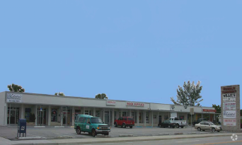 200-228 Federal Hwy, Lake Park, FL for rent - Building Photo - Image 2 of 8