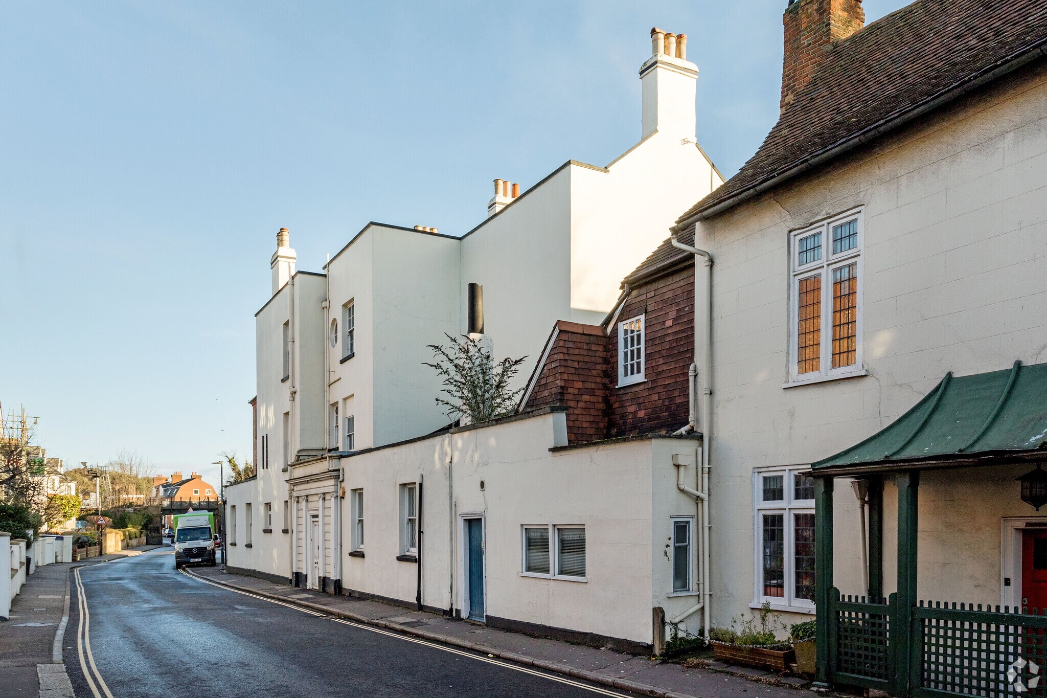 6 Lower Teddington Rd, Kingston Upon Thames to rent Primary Photo- Image 1 of 23