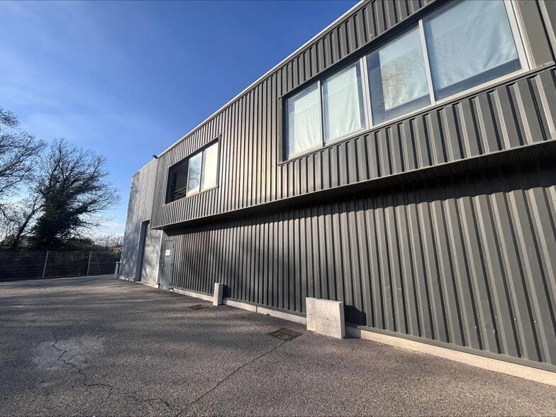 20 Chemin Noel Robion, La Penne-sur-Huveaune to rent - Building Photo - Image 3 of 6