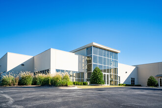 2201 N Maple Ave, Broken Arrow, OK for rent Building Photo- Image 1 of 19