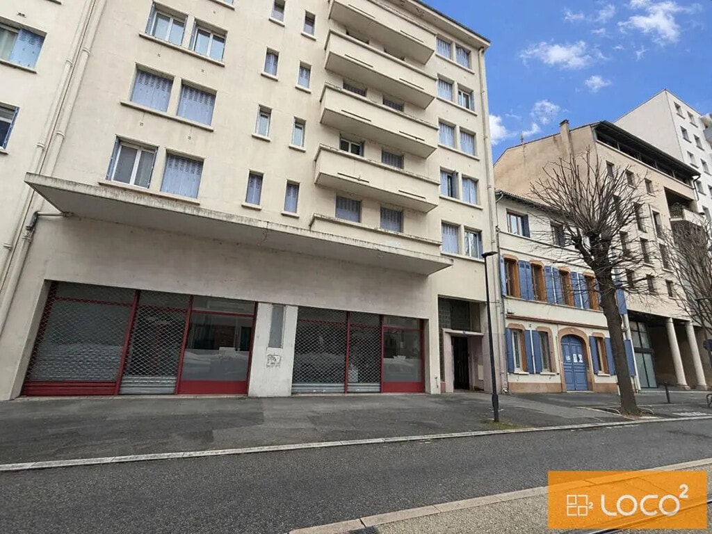 Location Commerce 570 m² - Photo 1