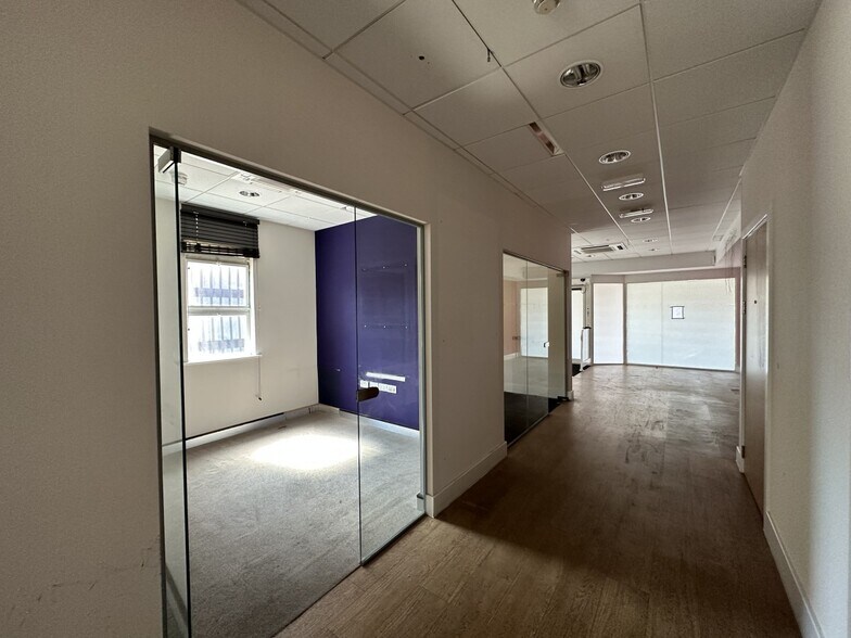 104-116 Front St, Arnold to rent - Interior Photo - Image 1 of 6