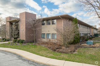 3425 Executive Pky, Toledo, OH for rent Building Photo- Image 1 of 5