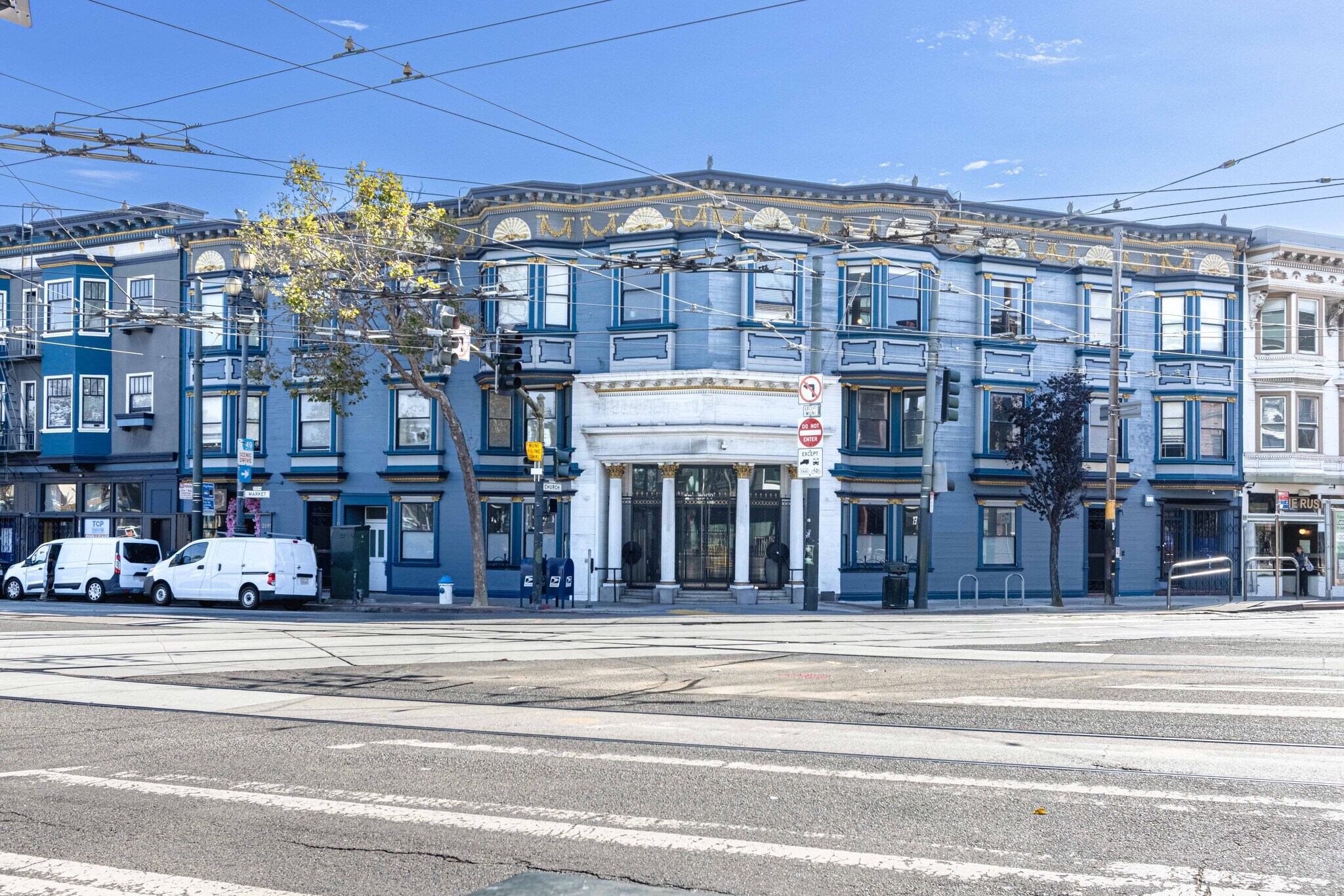 2095-2099 Market St, San Francisco, CA to rent Building Photo- Image 1 of 6