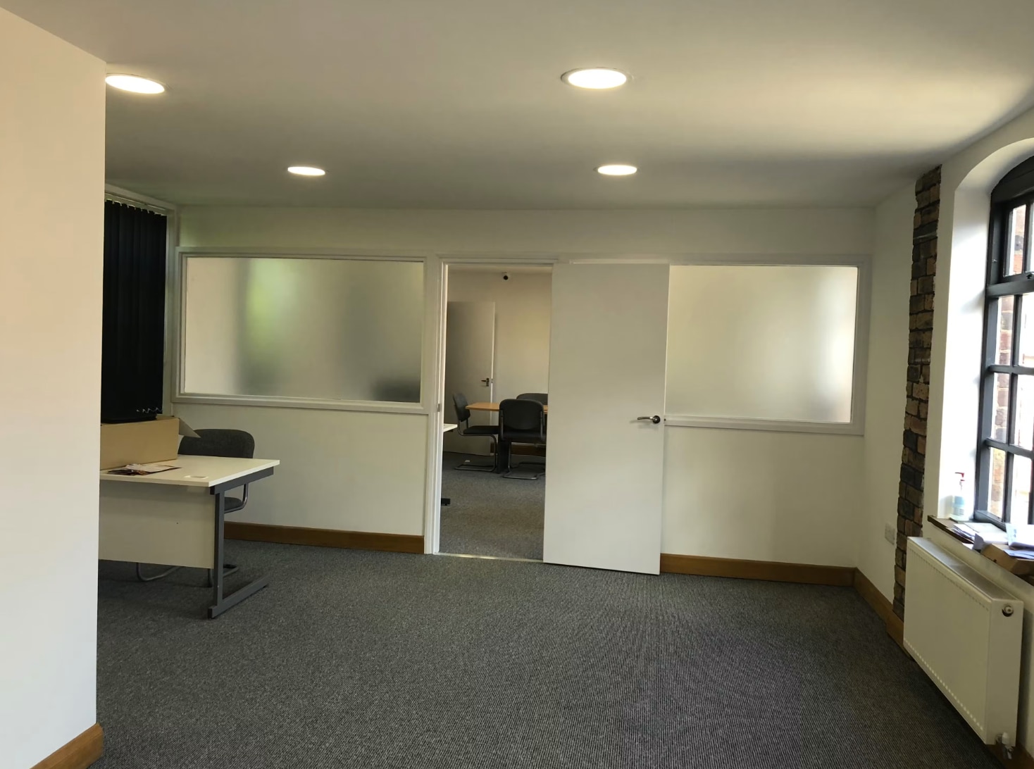 500 King St, Stoke On Trent to rent Interior Photo- Image 1 of 14