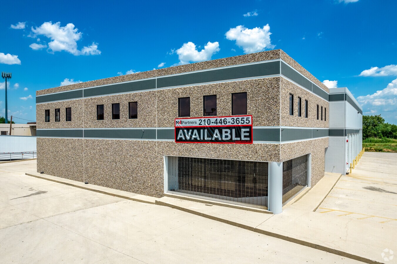 3940 N Panam Expy, San Antonio 78219 | LoopNet UK