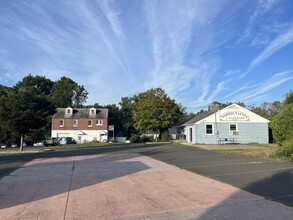 68 Mill Plain Rd, Danbury, CT for sale Building Photo- Image 1 of 1