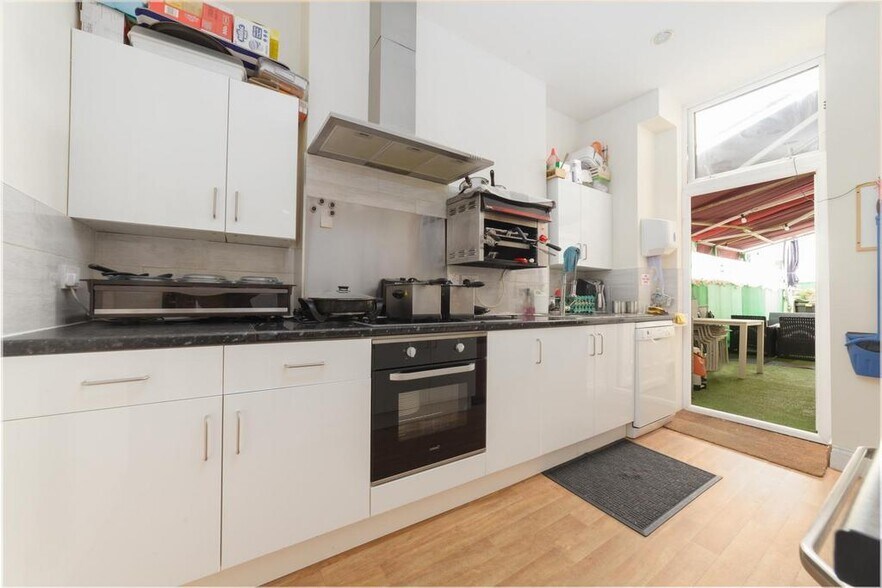 5 Empress Drive, Douglas for sale - Building Photo - Image 3 of 26