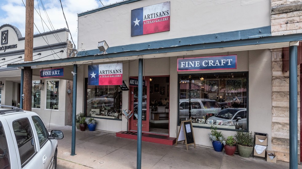 234 W Main St, Fredericksburg, TX for sale - Building Photo - Image 1 of 1