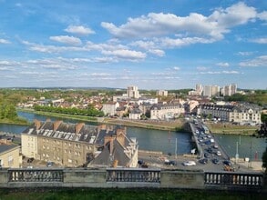 Pontoise - Aerial map view