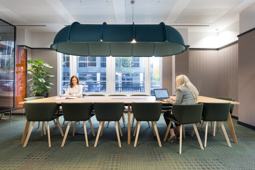 120 New Cavendish St, London to rent - Interior Photo - Image 2 of 6