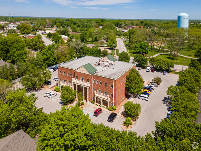 600 SW Jefferson St, Lees Summit, MO for rent - Aerial - Image 2 of 4