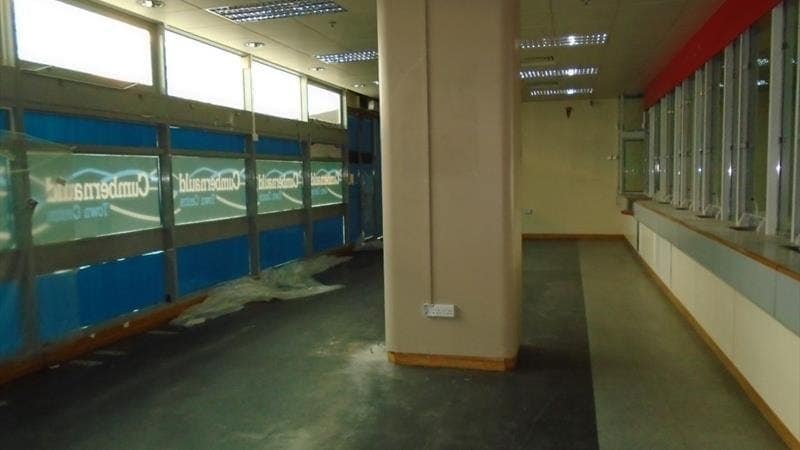 Central Way, Cumbernauld to rent - Interior Photo - Image 3 of 4