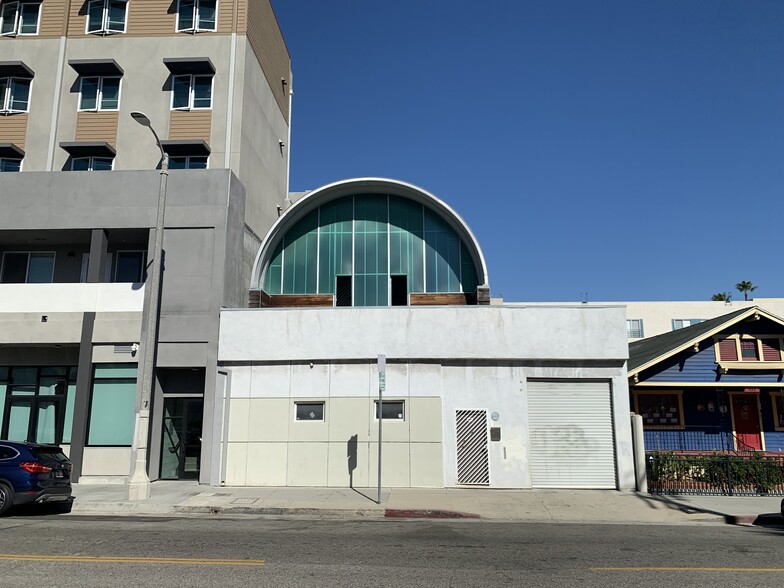 448 W 9th St, San Pedro, CA for sale - Building Photo - Image 1 of 1