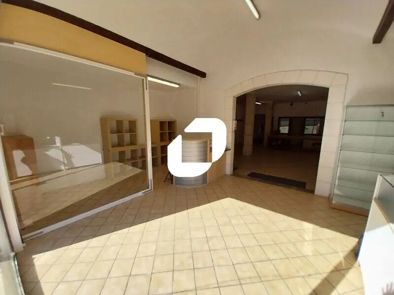 Retail in Eysines to rent Interior Photo- Image 1 of 16