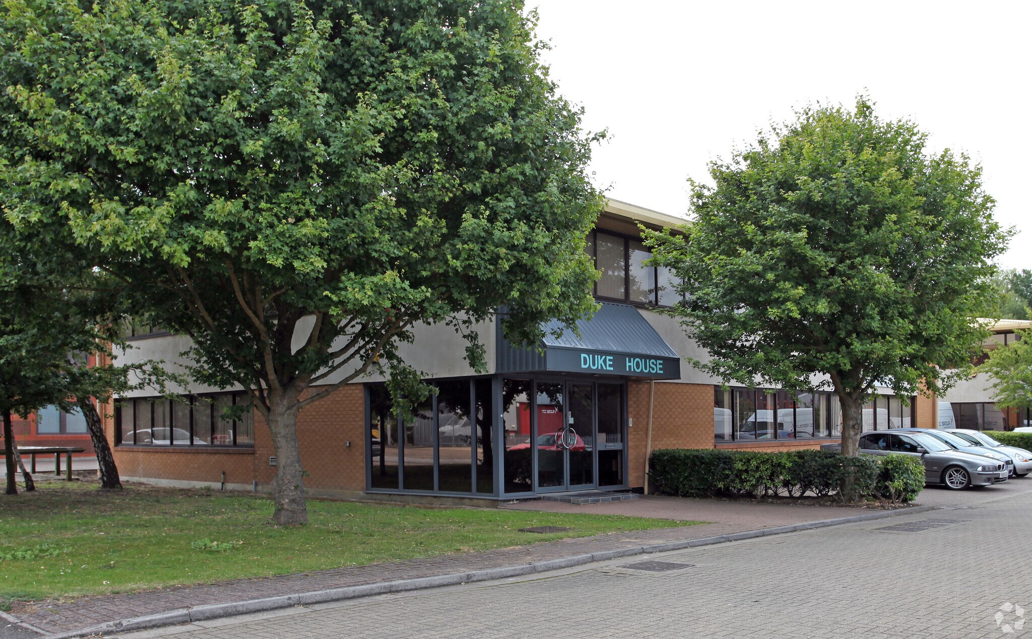 Downmill Rd, Bracknell for sale Primary Photo- Image 1 of 1