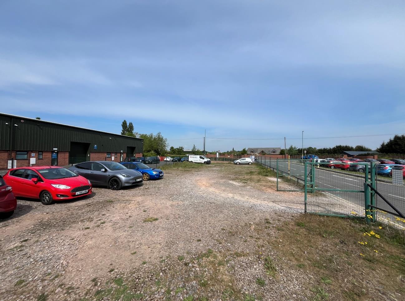 Gloucester Rd, Staverton to rent Primary Photo- Image 1 of 3