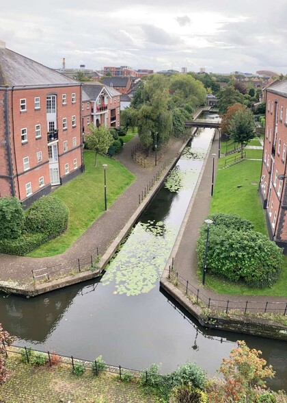 3-7 Drake Walk, Cardiff to rent - Building Photo - Image 2 of 4