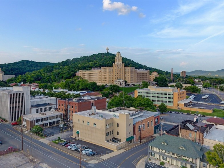 620 Central Ave, Hot Springs National Park, AR for sale - Aerial - Image 1 of 1