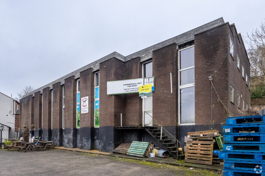 6 Kiln Ln, Leek for sale - Primary Photo - Image 1 of 2