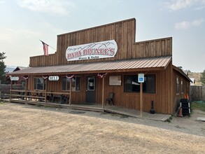 645 Ace of Diamonds St, Stanley, ID for rent Building Photo- Image 2 of 9