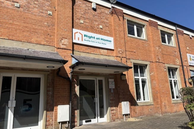 Bourne Valley Rd, Poole to rent - Building Photo - Image 3 of 3