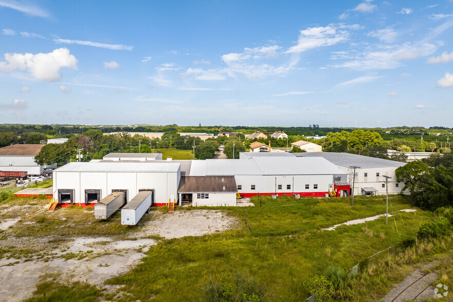 3500 Enterprise Rd, Fort Pierce, FL for sale - Primary Photo - Image 1 of 22